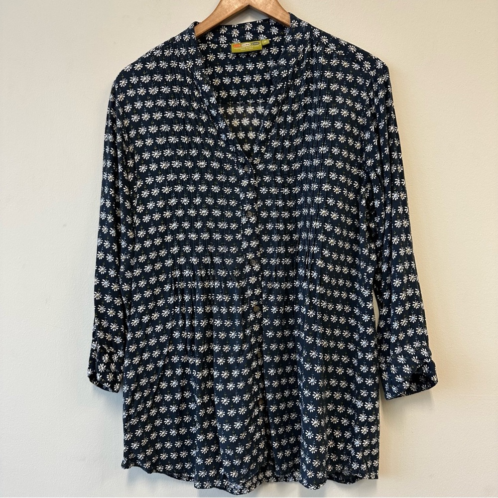 Elegant Navy Floral Blouse
